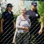 Nakon teškog ubistva koje je prošle godine šokiralo Balkan, te nedozvoljenog posjedovanja oružja, baka Coka puštena na slobodu (FOTO)