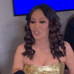 Na Njoj Samo Bademantil, Ceca Zapalila Instagram, U Kući Se Snimala, A Onda Kamera Uhvatila I Ovu Osobu – Nije Sama Bila, Evo Ko Njoj Društvo Pravi