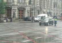 TREĆA ŽRTVA STRAVIČNOG UDESA U NEMANJINOJ Vozač BMW-a preminuo, dvogodišnje dijete jedino preživelo u automobilu smrti