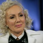 Lepa Brena doživjela NERVNI SLOM: Pala na SRED CESTE, pjena ide na usta! SLEDIĆE VAM SE KRV U ŽILAMA(FOTO)