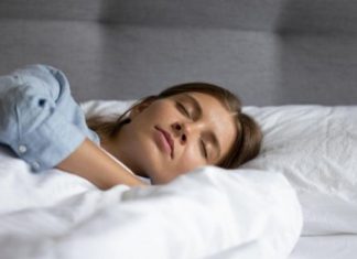 Spavajte bolje i slađe: 6 namirnica koje čine čuda za san